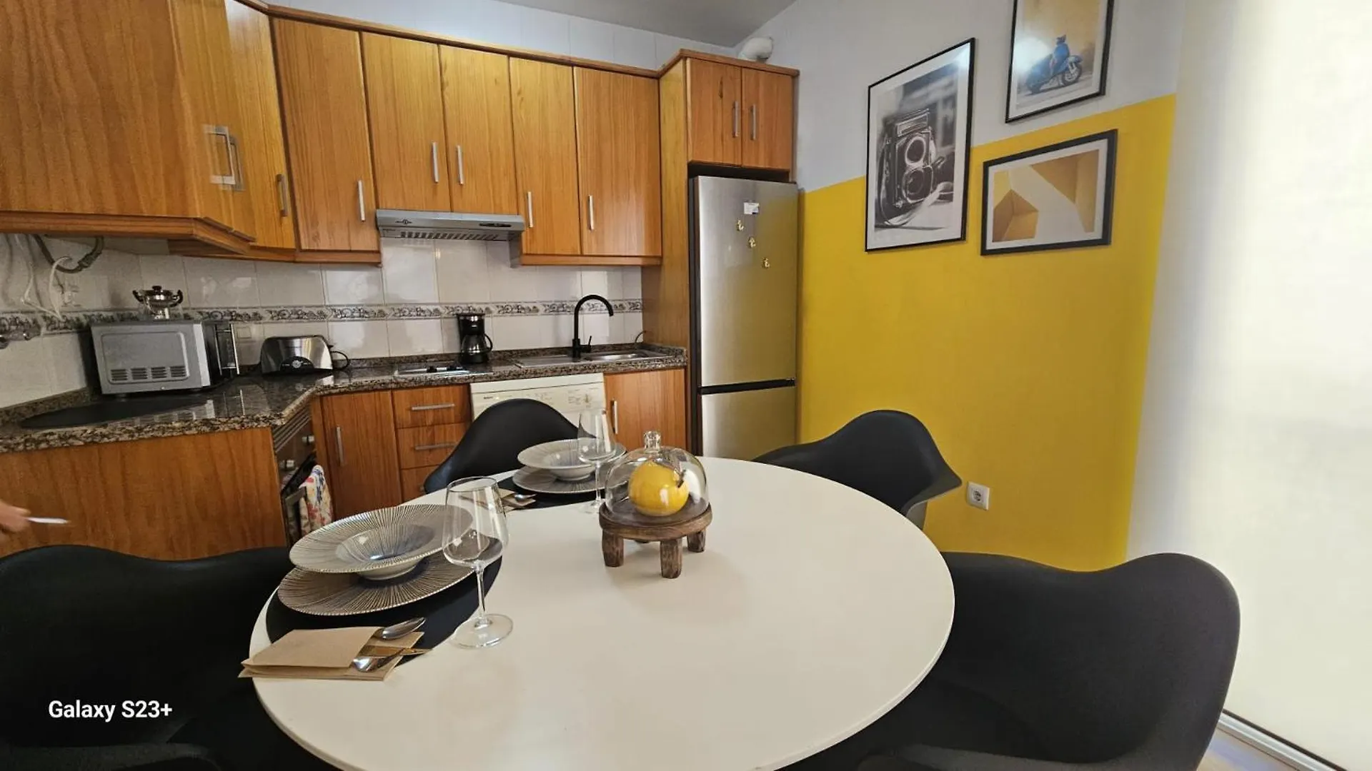 Apartamento Yellow Garrucha Apartment